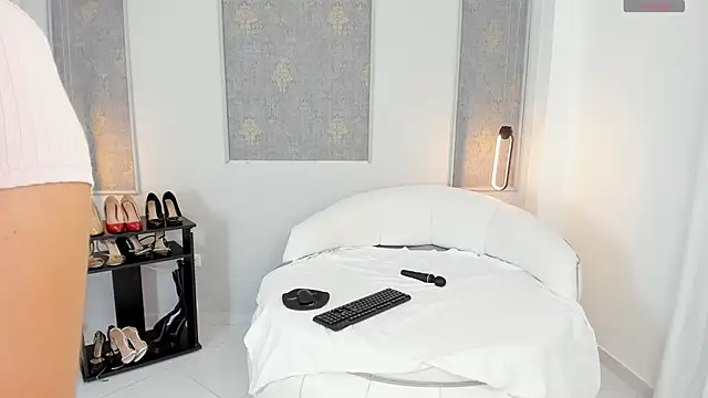 Sara Gomez online show from 02.03.26