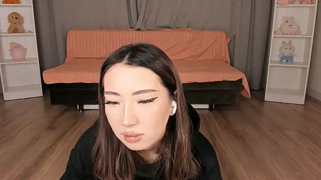 tinki winkii online show from 11.29.25