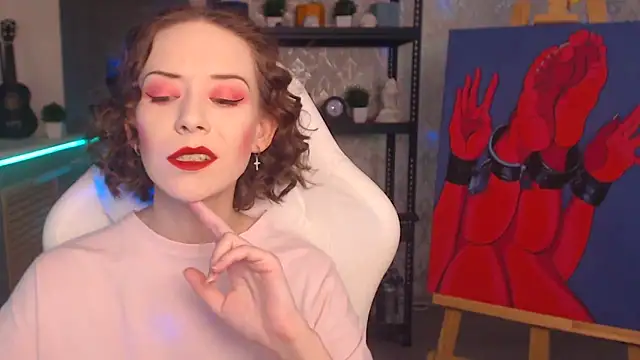 FascinatingEyess online show from 10.31.25