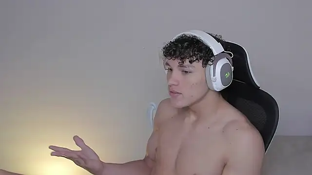 laurent nova online show from 10.19.25