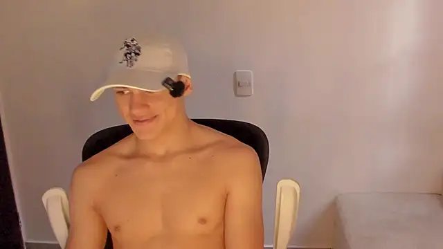 laurent nova online show from 01.11.26