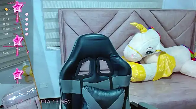 Dakotha v  online show from 02.23.25