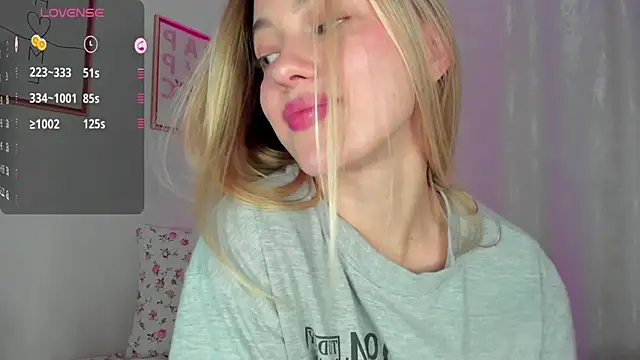 damn cutie online show from 03.20.25