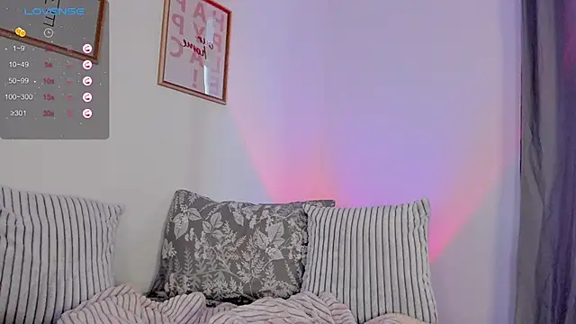 damn cutie online show from 10.12.25