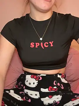 Holly-Glamour online show from 01.12.26