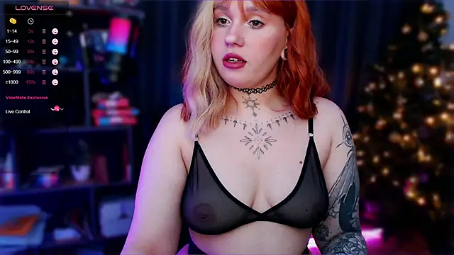 Snapshot of The_Full_Red_Moon chatting on 12.25.24 The Full Red Moon online show from 12.25.24