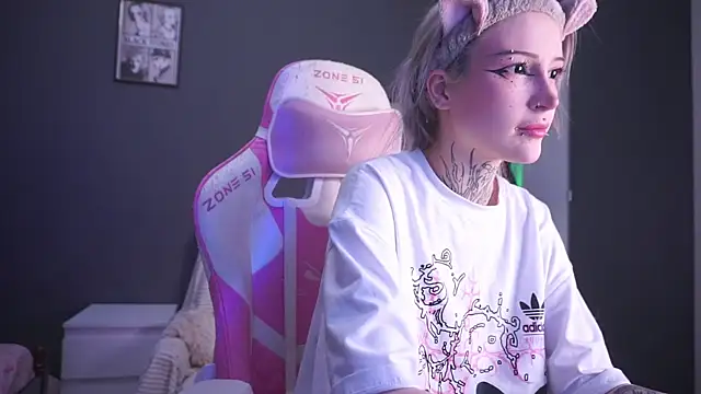 fraulein mooon online show from 01.08.26