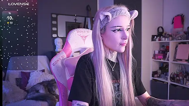 fraulein mooon online show from 03.20.26