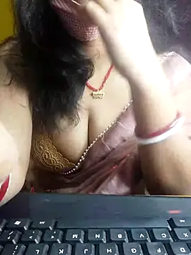 Snapshot of natasha_bhabhi chatting on 02.10.25 natasha bhabhi online show from 02.10.25
