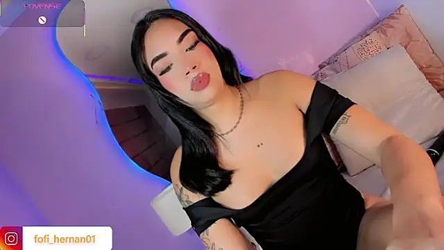 Snapshot of Sofi_hdz chatting on 05.04.26 Sofi hdz online show from 05.04.26