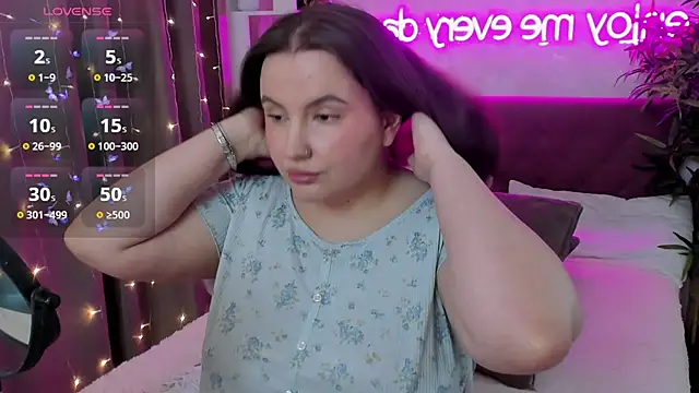 FeralPeach online show from 04.17.26