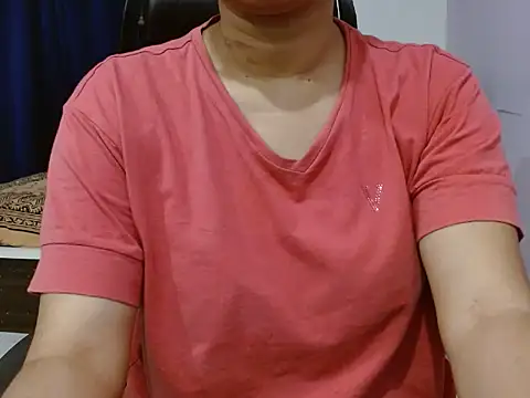 Snapshot of priya__81 chatting on 01.02.25 priya 81 online show from 01.02.25