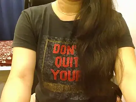 Snapshot of priya__81 chatting on 01.09.25 priya 81 online show from 01.09.25