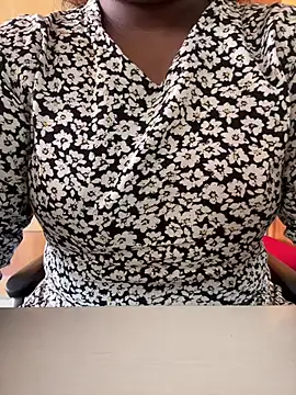 Snapshot of _dr_hot_ chatting on 12.14.24 dr hot online show from 12.14.24