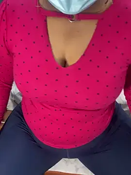 Snapshot of _dr_hot_ chatting on 12.28.24 dr hot online show from 12.28.24