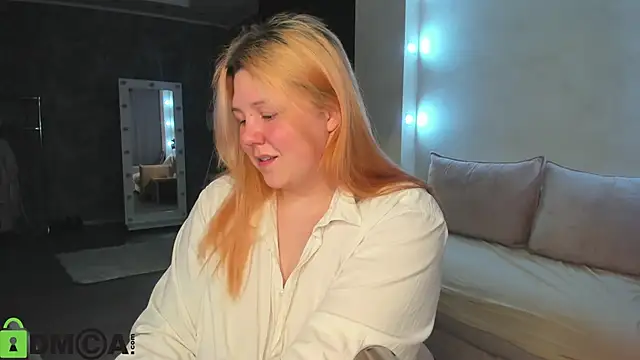 Ruth Oliver online show from 11.04.25