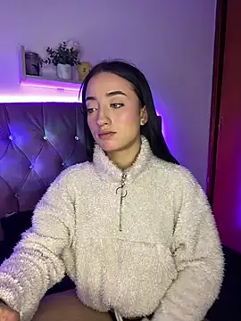 Ady 18 online show from 03.15.25