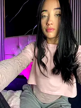 Ady 18 online show from 10.02.25