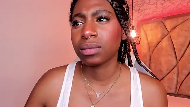 Queen perla  online show from 02.07.25