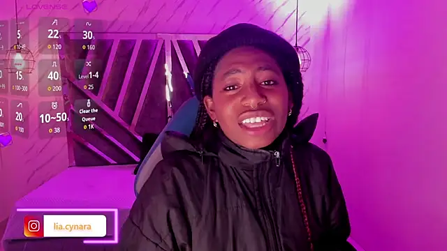 Queen perla  online show from 10.02.25