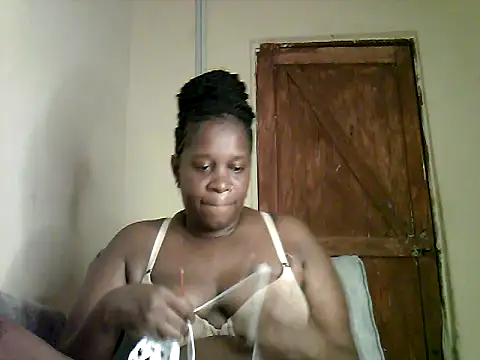 Sexy valentine001 online show from 10.10.25