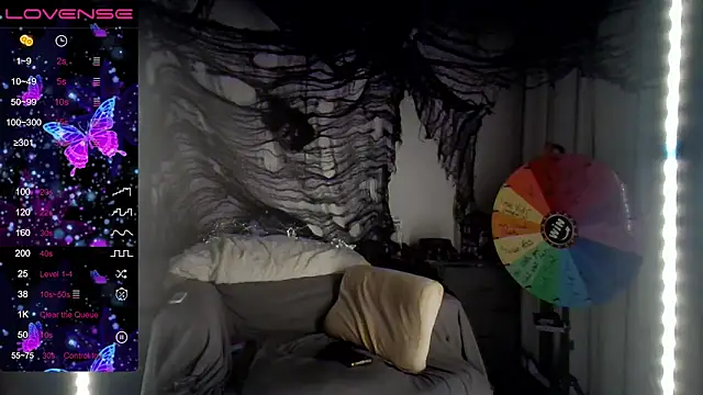 Milfshakecafe online show from 10.07.25