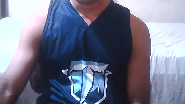 Snapshot of ROCKY_USA_18 chatting on 05.27.26 ROCKY USA 18 online show from 05.27.26
