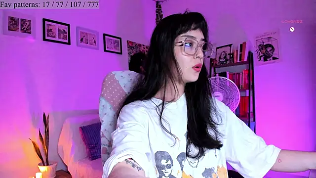 Conlosmichis online show from 10.10.25