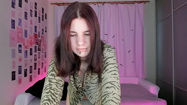 Vanessa Verona online show from 10.22.25