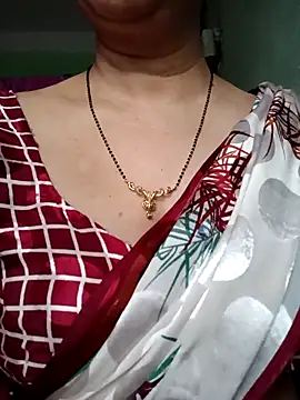 Snapshot of Rosy-B chatting on 03.26.26 Rosy-B online show from 03.26.26