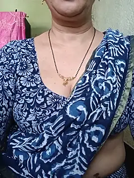 Snapshot of Rosy-B chatting on 05.19.26 Rosy-B online show from 05.19.26