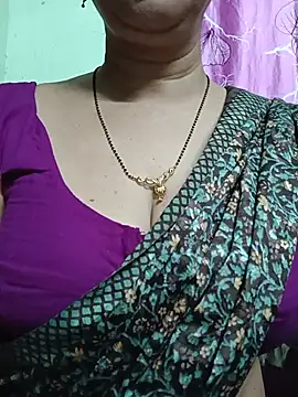 Snapshot of Rosy-B chatting on 06.22.26 Rosy-B online show from 06.22.26