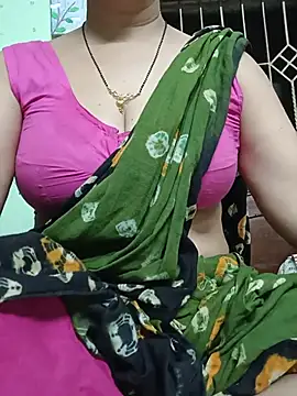 Snapshot of Rosy-B chatting on 06.24.26 Rosy-B online show from 06.24.26