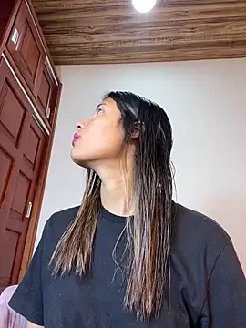 Valentinabaker online show from 01.24.25