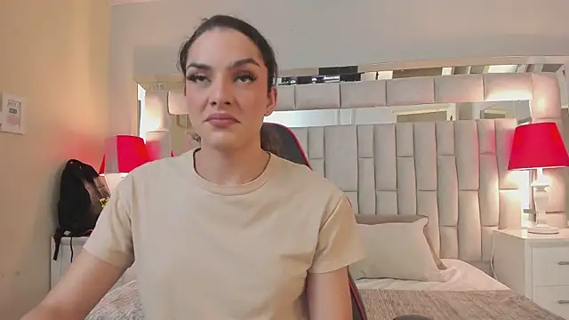 mariiahneedles online show from 10.23.25