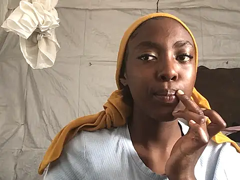 Snapshot of Barbiesharzia chatting on 06.12.26 Barbiesharzia online show from 06.12.26