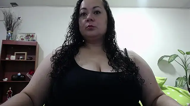 Snapshot of Aleia_Taylor chatting on 06.26.26 Aleia Taylor online show from 06.26.26