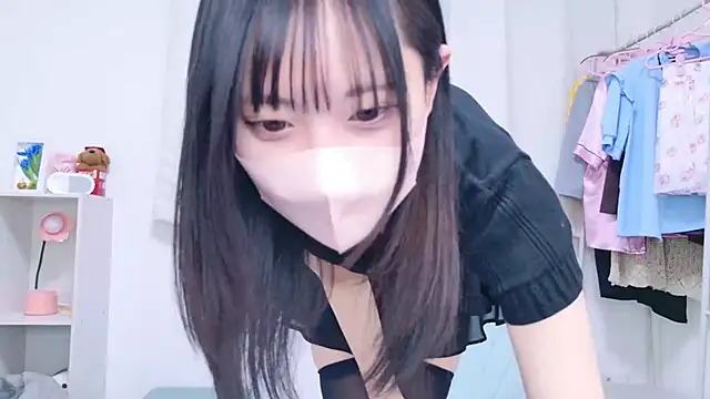 Suzu ch xx online show from 02.14.25