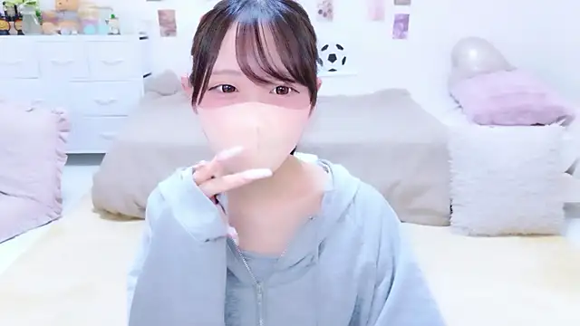 Snapshot of Suzu_ch_xx chatting on 07.09.26 Suzu ch xx online show from 07.09.26