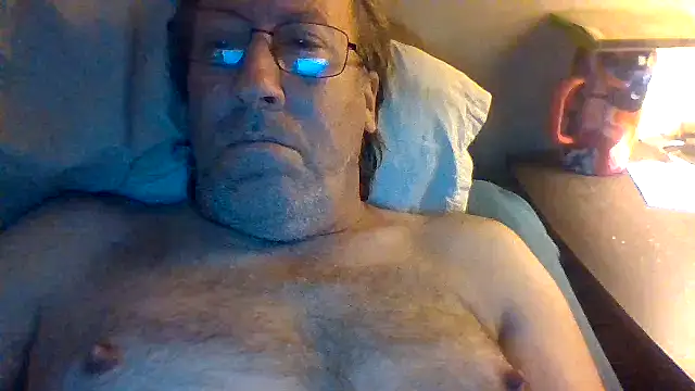 Snapshot of hornyrich69 chatting on 07.05.26 hornyrich69 online show from 07.05.26
