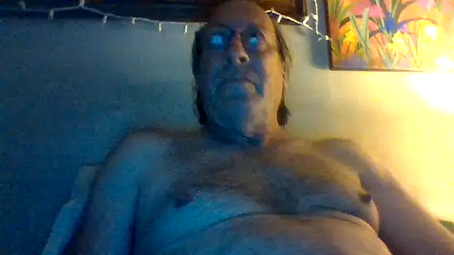 Snapshot of hornyrich69 chatting on 07.07.26 hornyrich69 online show from 07.07.26