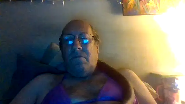 Snapshot of hornyrich69 chatting on 07.29.26 hornyrich69 online show from 07.29.26