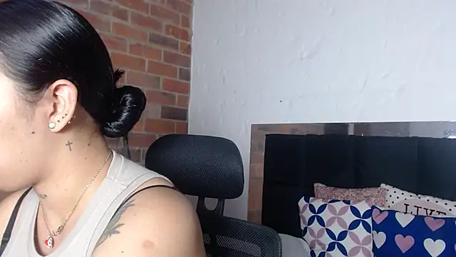 Snapshot of salome__hills1 chatting on 07.14.26 salome hills1 online show from 07.14.26