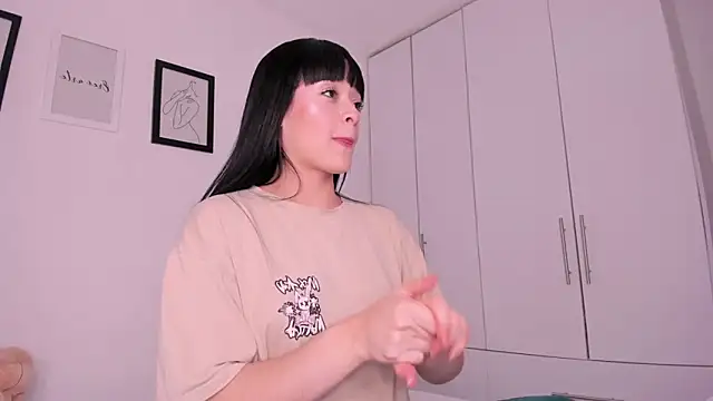 DannaHyde online show from 01.28.25