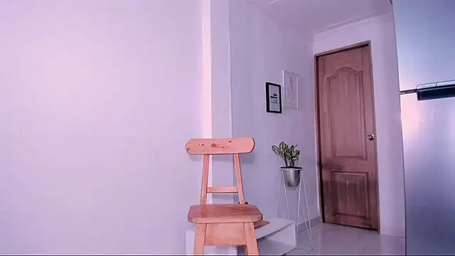 DannaHyde online show from 09.12.25