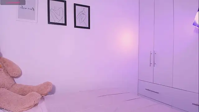 DannaHyde online show from 11.07.25