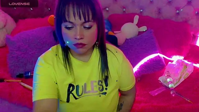 Snapshot of martina_bk chatting on 02.05.25 martina bk online show from 02.05.25