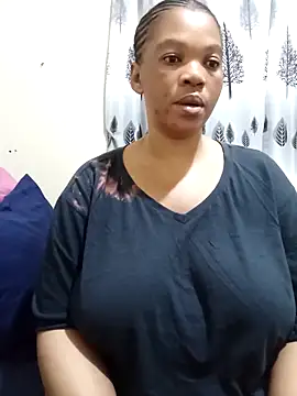 Snapshot of FreakyAngel3X chatting on 04.22.26 FreakyAngel3X online show from 04.22.26