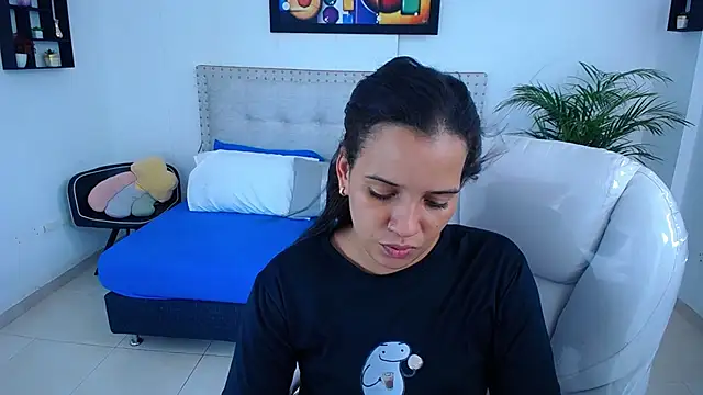 Chiqui milk  online show from 03.03.25