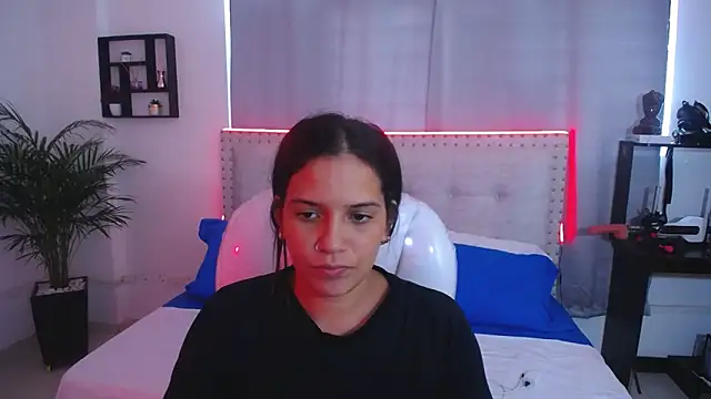 Chiqui milk  online show from 03.07.25